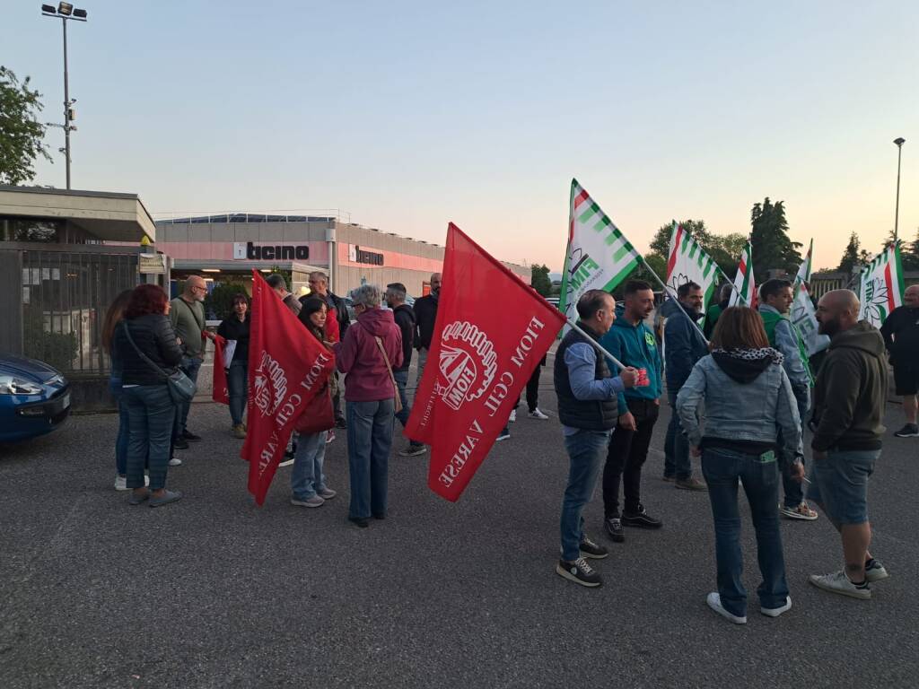 Sciopero alla BTicino di Tradate