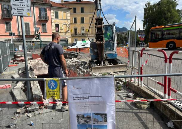 Si chiude il sottopassaggio di via Milano a Varese