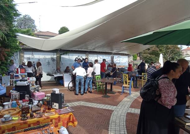 All'osteria La Tela di Rescaldina il mercatino del riuso