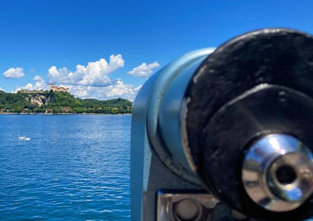 arona lago maggiore - foto pika