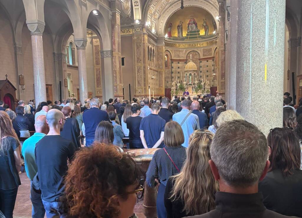 Il funerale di Leonardo Puggioni a Casciago