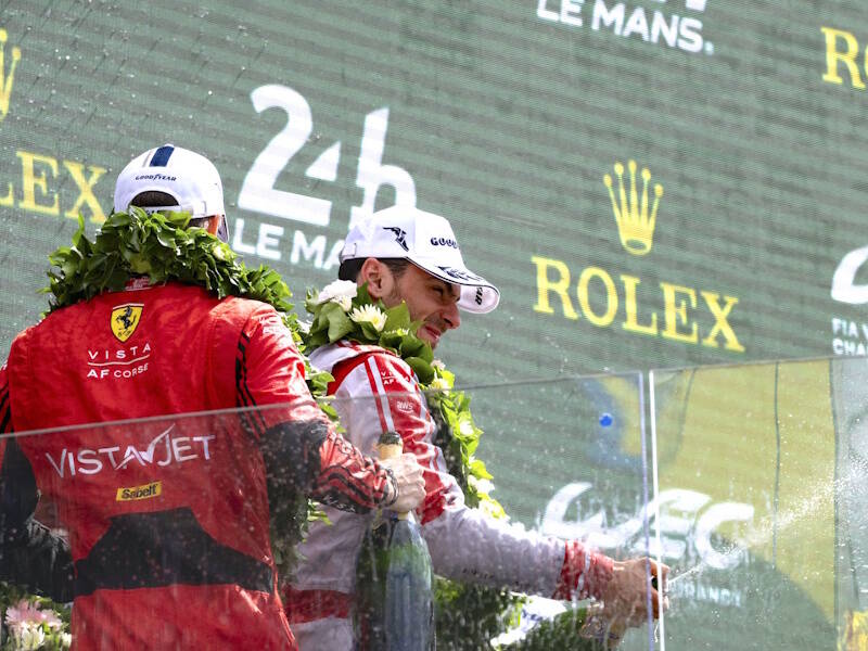 Alessio Rovera sul podio alla 24 Ore di Le Mans