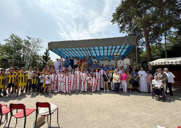 La festa per l\'inaugurazione dei nuovi campi dell\'oratorio di Gurone