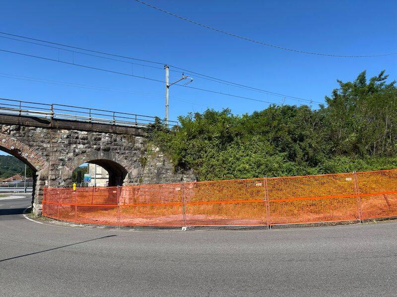 Gemonio, i cantieri accanto alla ferrovia
