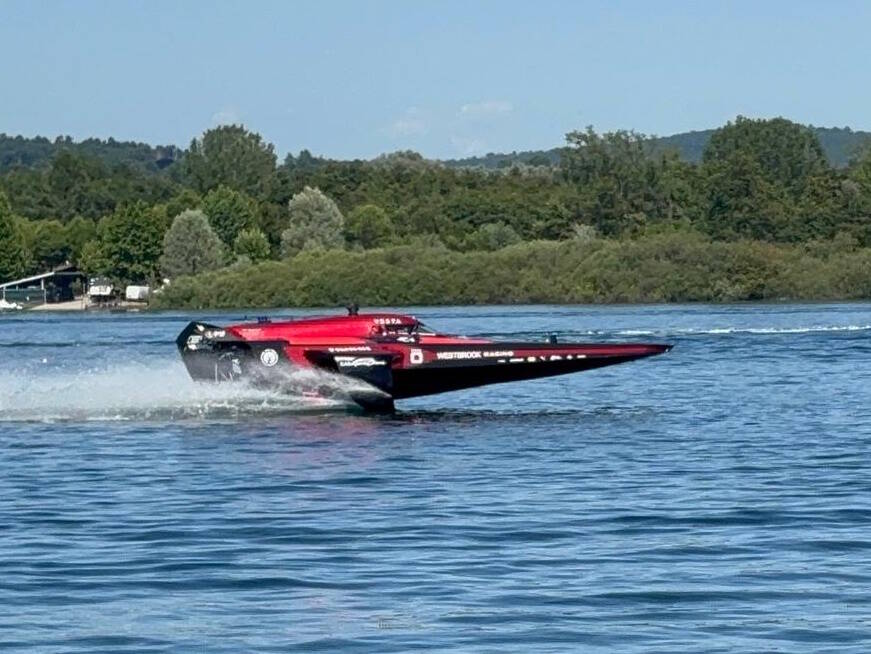 E1 Series tra virate al limite, incidenti in acqua e scafi velocissimi