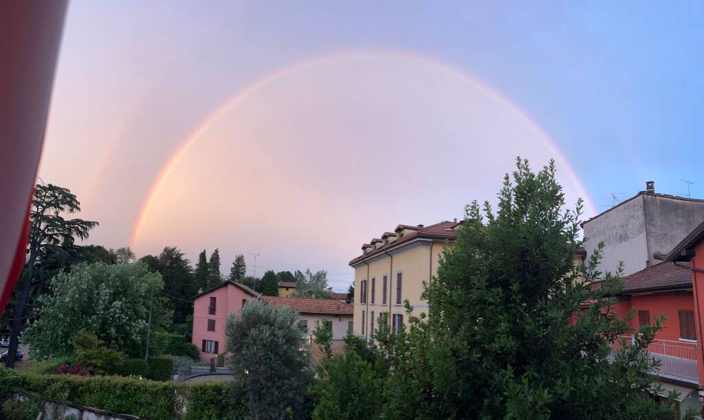 L\'arcobaleno nei cieli del Varesotto