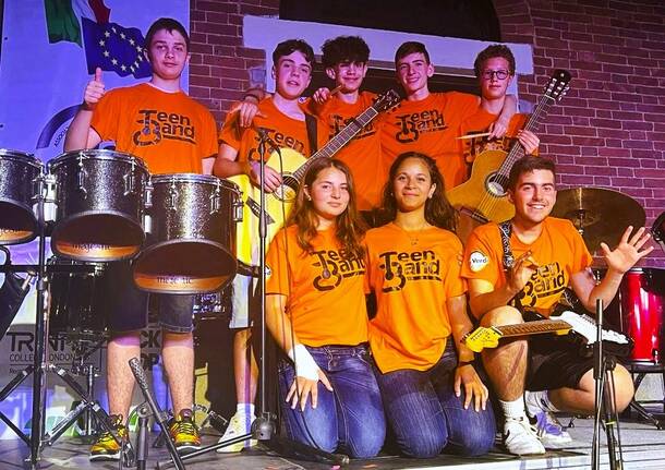 “Un mondo di musica”, festa di fine anno a Carnago per La Verdi