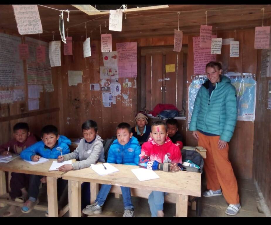 Dal trekking all’aula, il viaggio di Susanna nel cuore del Nepal con Ngima Sherpa
