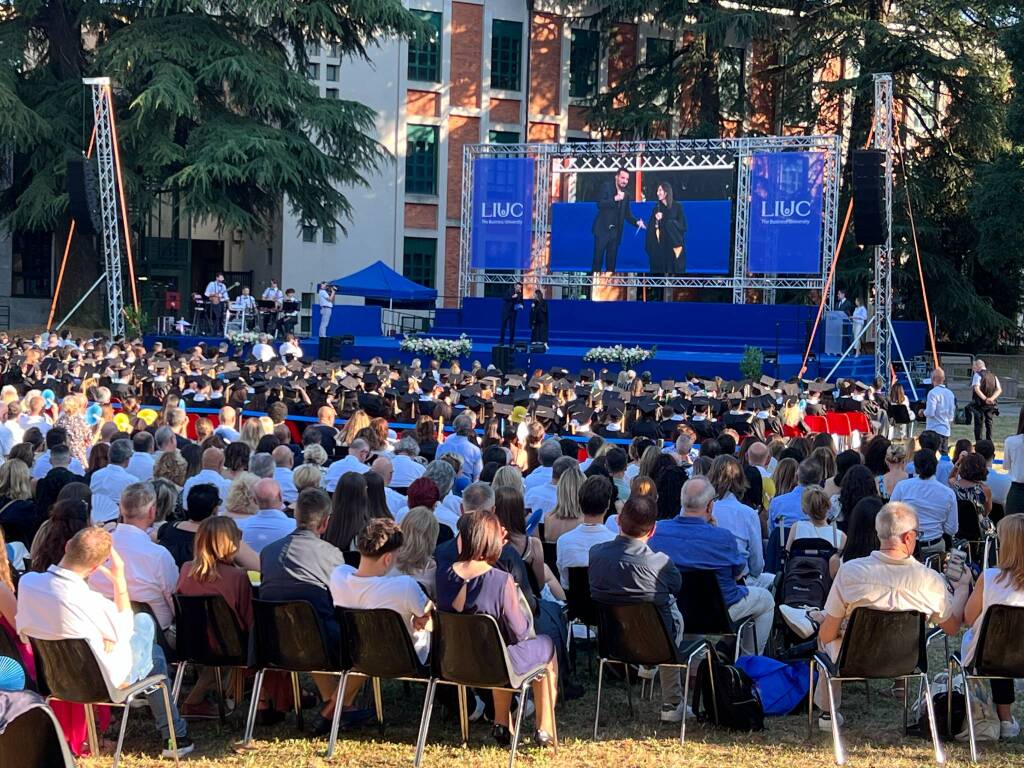 festa laureati liuc 2025