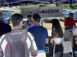 Folla alla Schiranna per gli 80 anni di MV Agusta