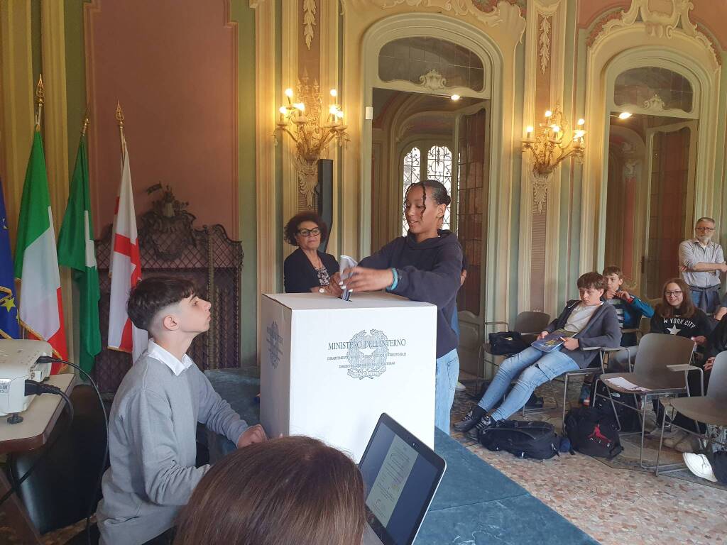 gaia sindaco dei ragazzi di varese