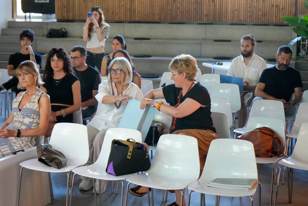 Gli artisti si raccontano a Materia