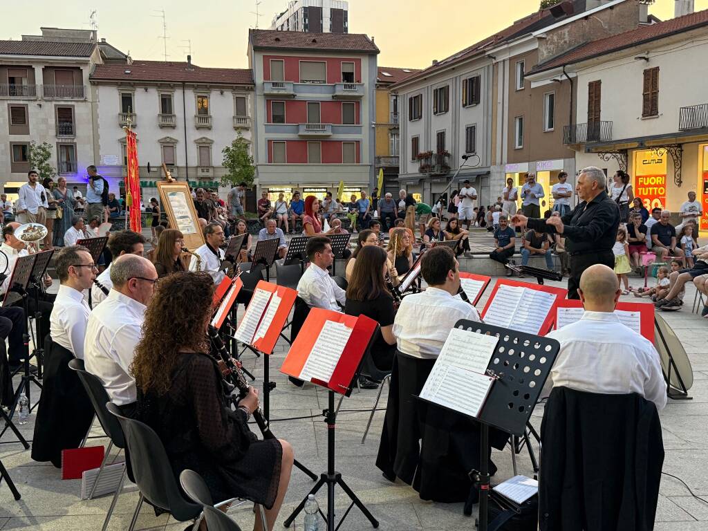 Il concerto di Primavera ai Mercoledì dello Shopping di sera a Legnano