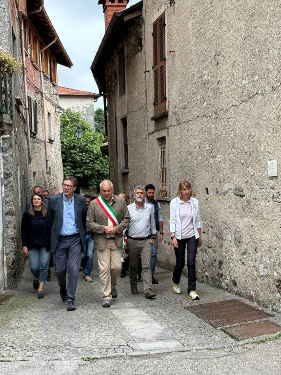Il ministro Giorgetti in visita a Orino