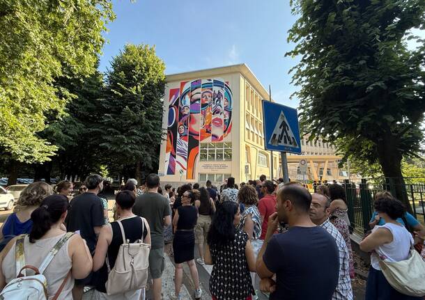 Inaugurato il murales alle Bonvesin De La Riva a Legnano