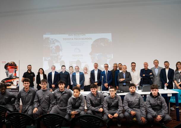 ISIS Newton e Gruppo Novauto