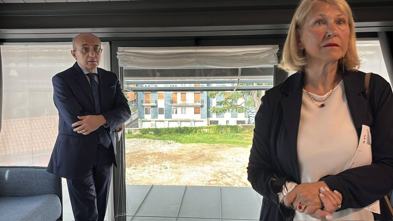 L’inaugurazione del faro a Varese