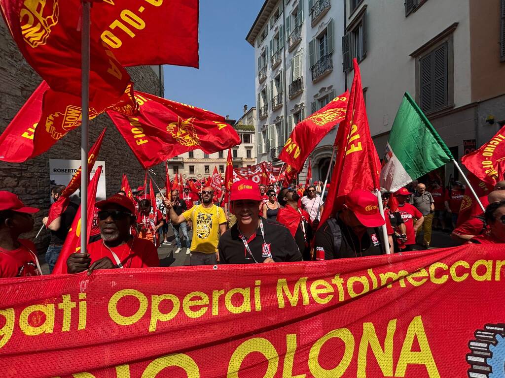 Mobilitazione a Bergamo: Metalmeccanici di Legnano
