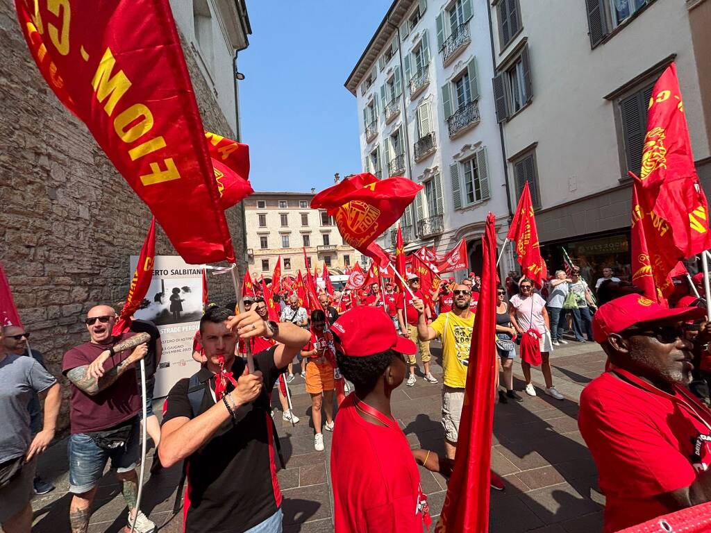 Mobilitazione a Bergamo: Metalmeccanici di Legnano