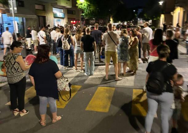 Notte bianca da sold out a Nerviano con "Estate Fuori"