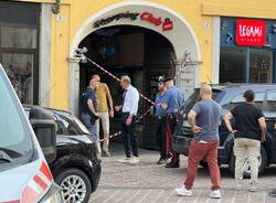 omicidio negozio via milano