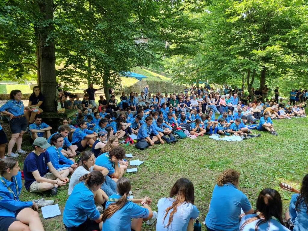 Ottant’anni di scoutismo a Varese: il gruppo Agesci Varese 1 festeggia alla Rasa