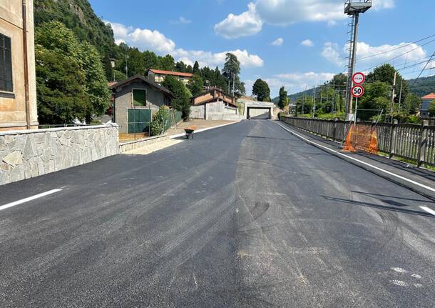 Ultimati i lavori stradali a Laveno Mombello. riapre il transito verso Cittiglio