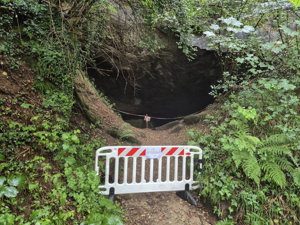 Crollo alle Cave di Molera