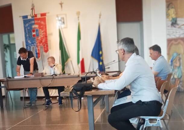 consiglio comunale oggiona con santo stefano luglio 2025