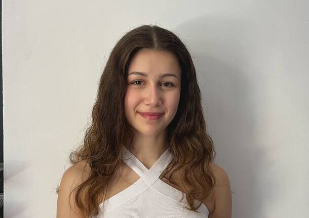 Maturità 2025:  Marta Montonati promossa con 100 al liceo Manzoni di Varese