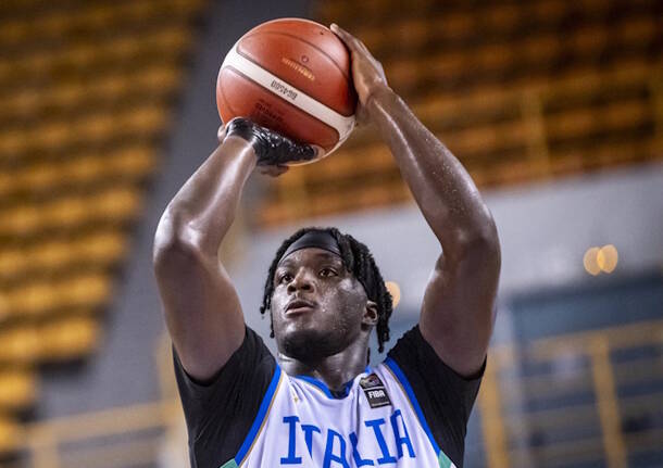elisee assui italia under 20 basket 2025