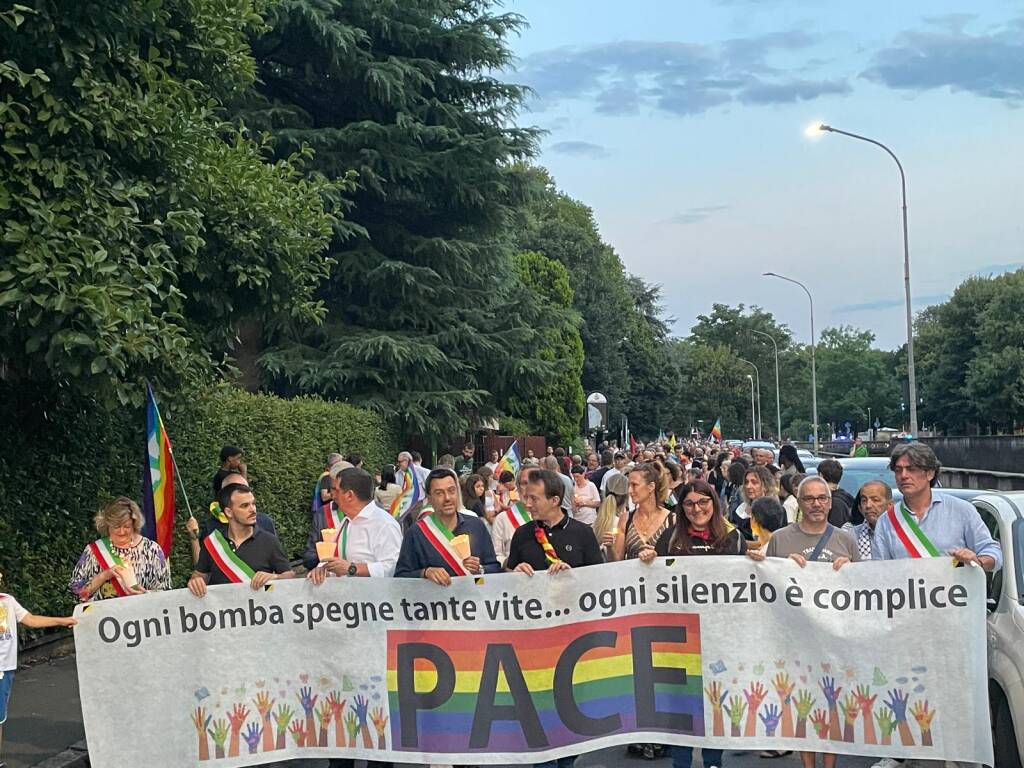 Fiaccolata per la pace
