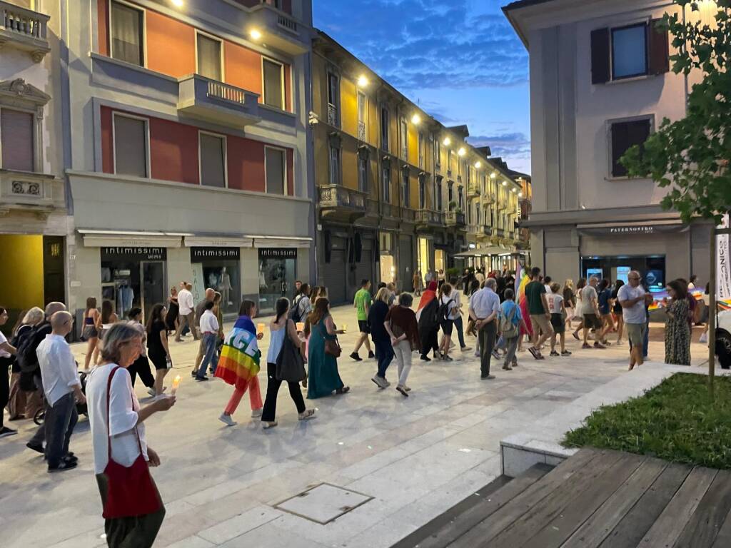 Fiaccolata per la pace