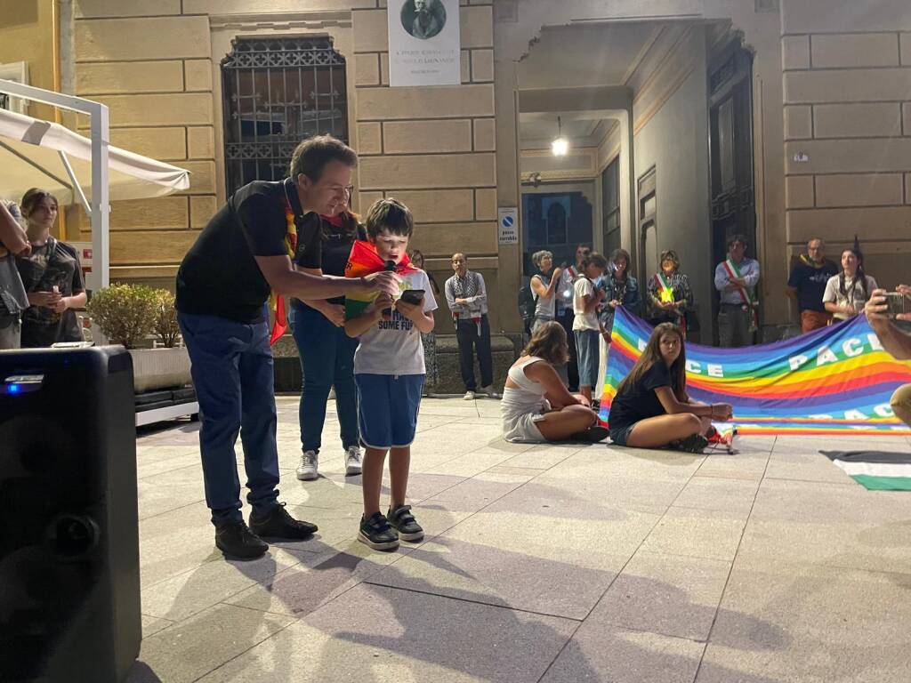 Fiaccolata per la pace