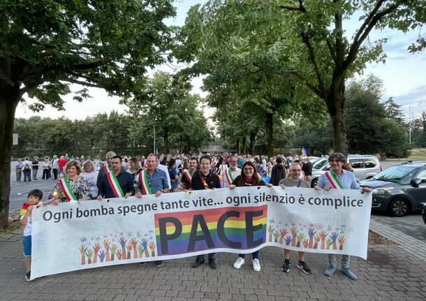 Legnano accende 500 luci per Gaza e per la pace