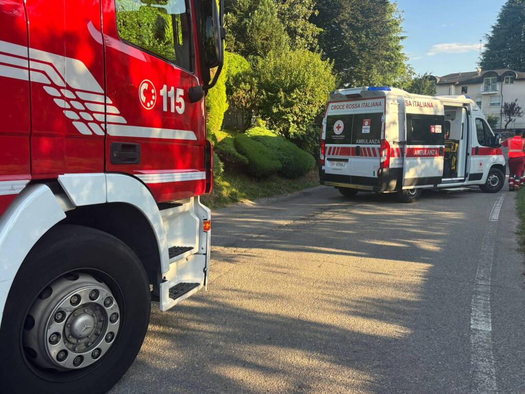 ambulanza vigili del fuoco