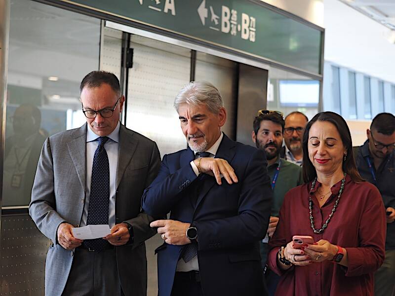 Il debutto del volo Milano Malpensa Hanoi