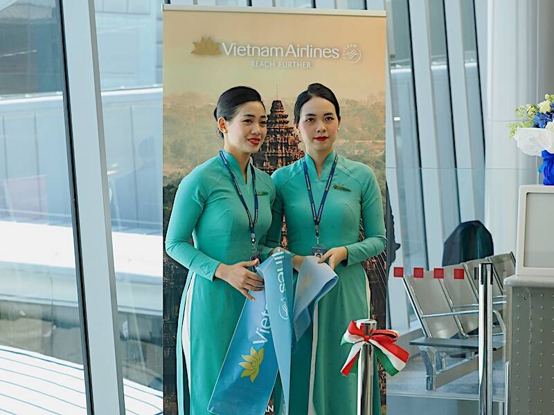 Il debutto del volo Milano Malpensa Hanoi