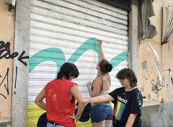 Il progetto Switch colora i muri di via Como a Varese
