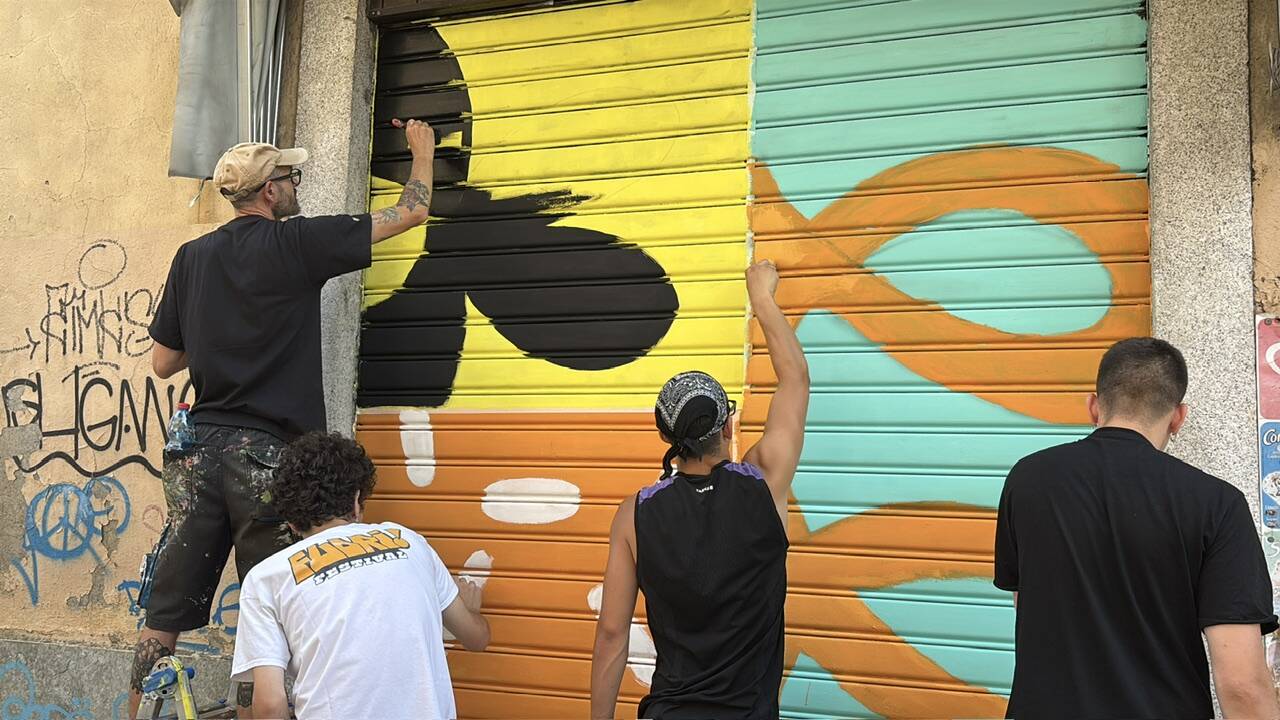 Il progetto Switch colora i muri di via Como a Varese