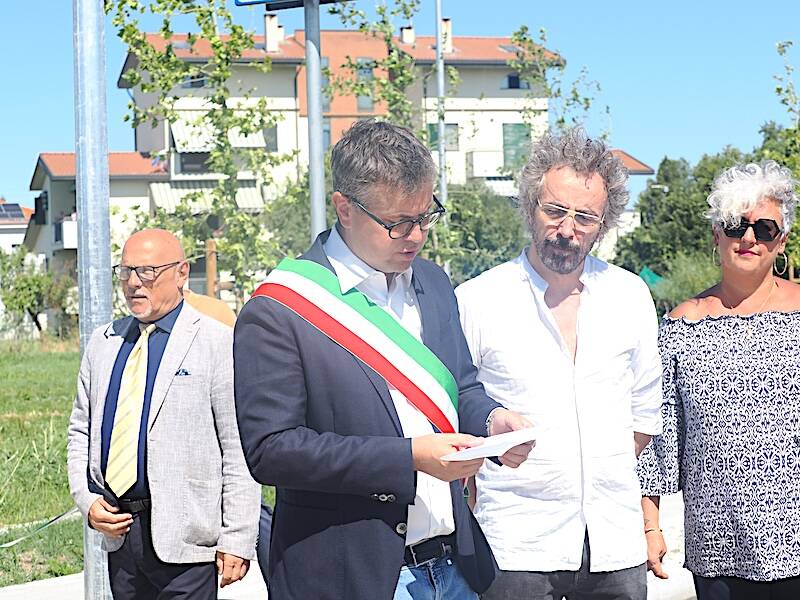 Inaugurata la rotonda di viale Milano a Gallarate