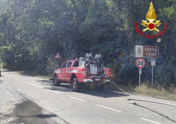 Incendio nei boschi del Parco del Ticino tra Vizzola e Somma