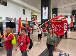 La protesta degli addetti pulizie a Malpensa 