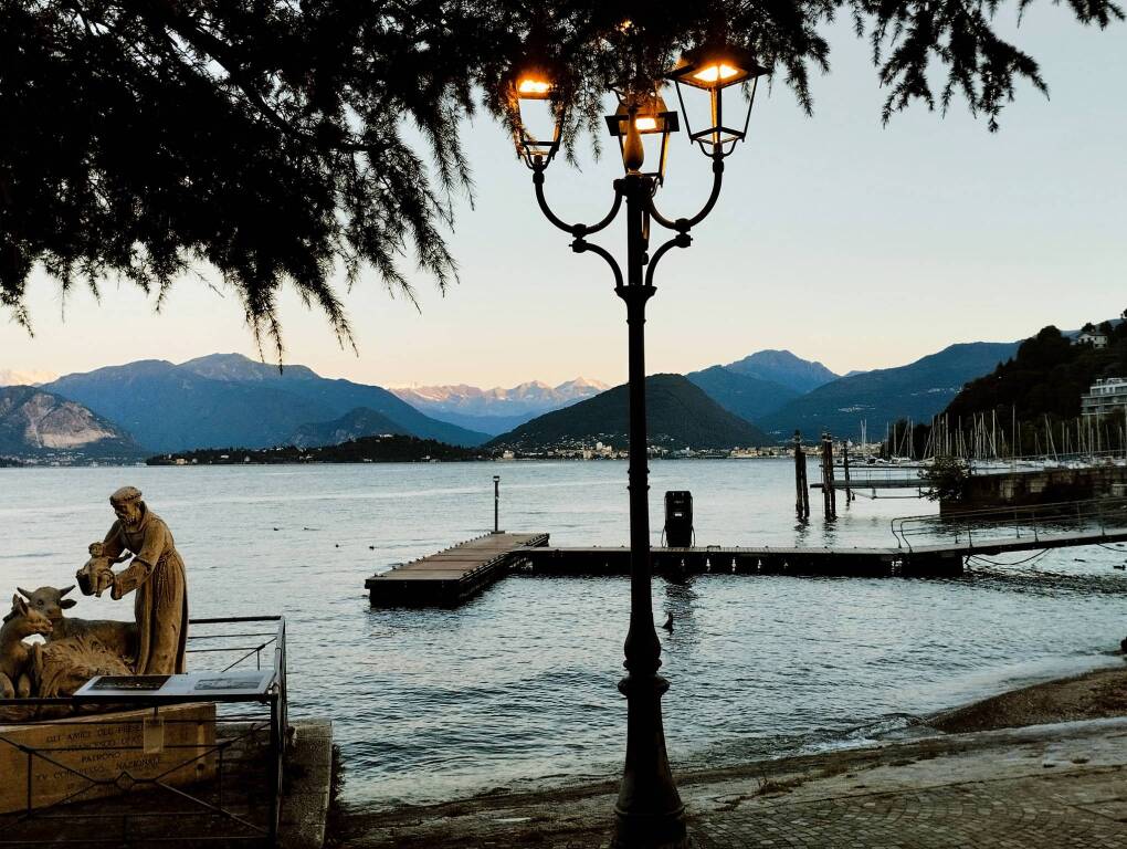 laveno mombello