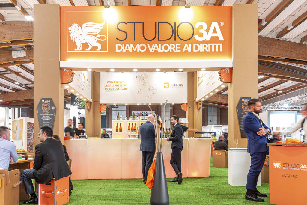 Mobili in cartone, stand fieristici