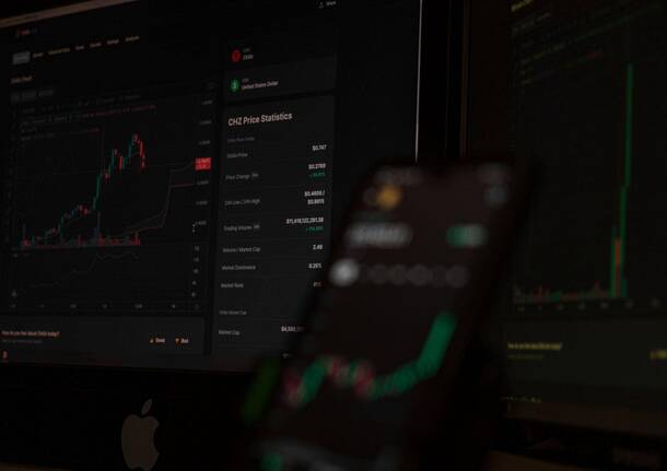 Schermo di trading sia su mobile che PC fisso
