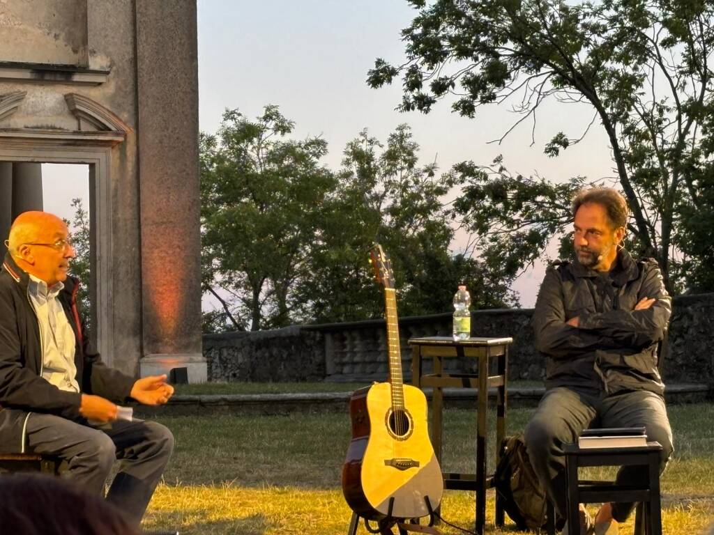 Tra sacro e Sacro Monte: Neri Marcorè