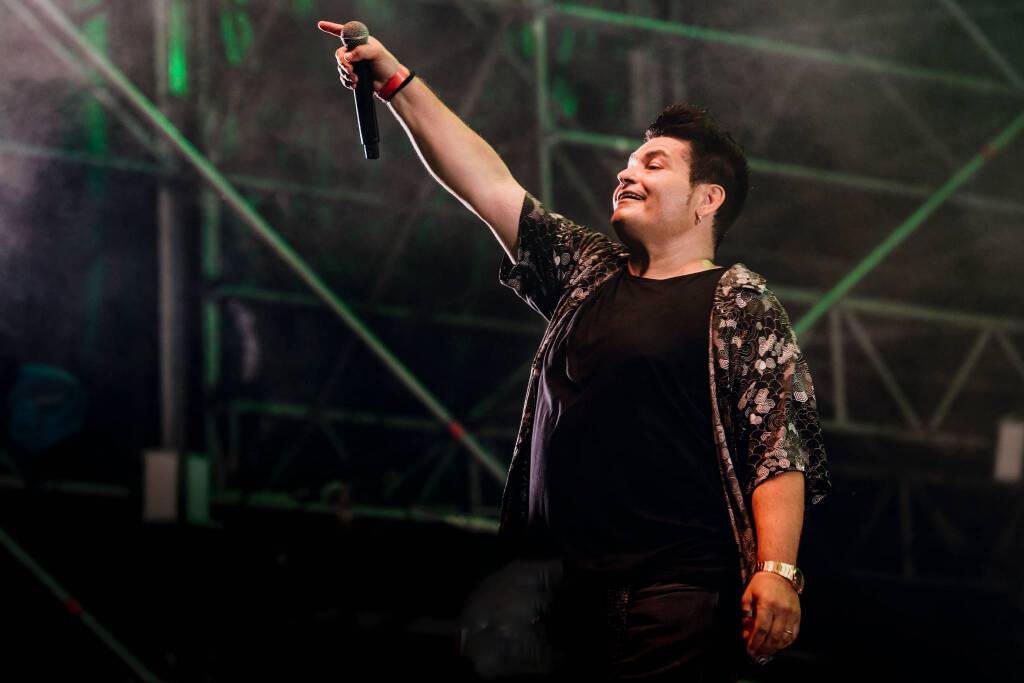 Una "Zarro Night" da sold out chiude l'edizione 2025 del Rugby Sound