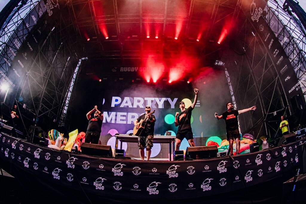 Una "Zarro Night" da sold out chiude l'edizione 2025 del Rugby Sound