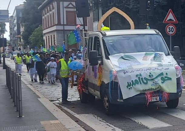 350 fedeli sunniti in corteo a Legnano per un messaggio di misericordia e pace